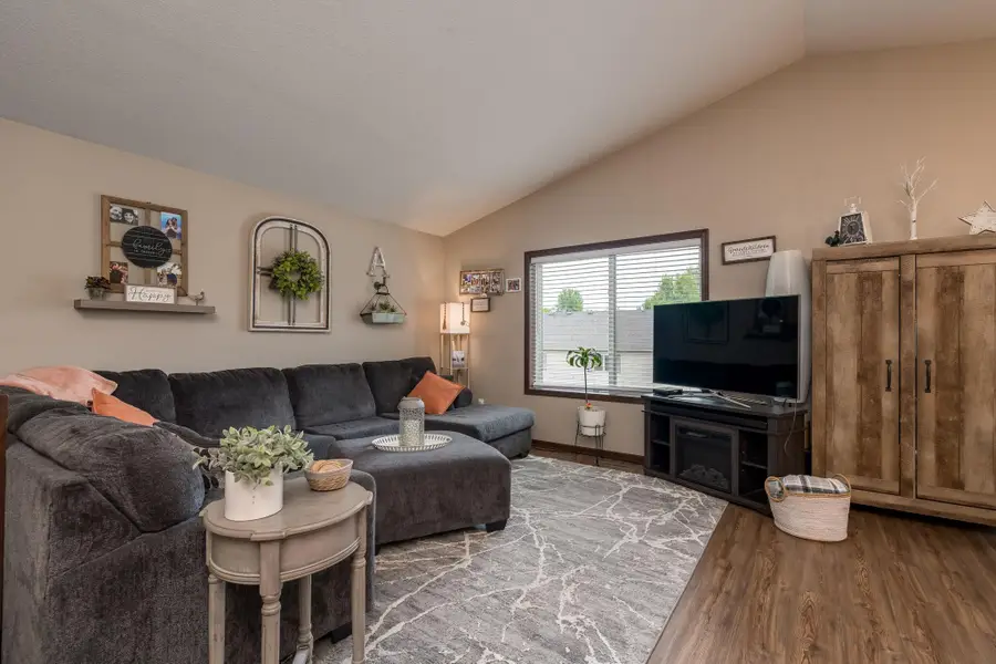 641 Beverly Street, Wanamingo, MN 55983 - #3