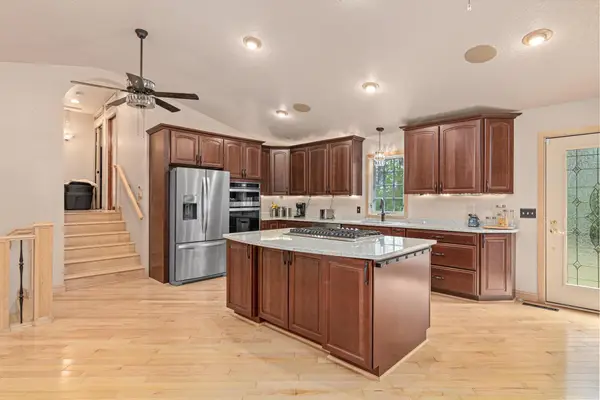 4480 253rd Avenue Nw, Isanti, MN 55040