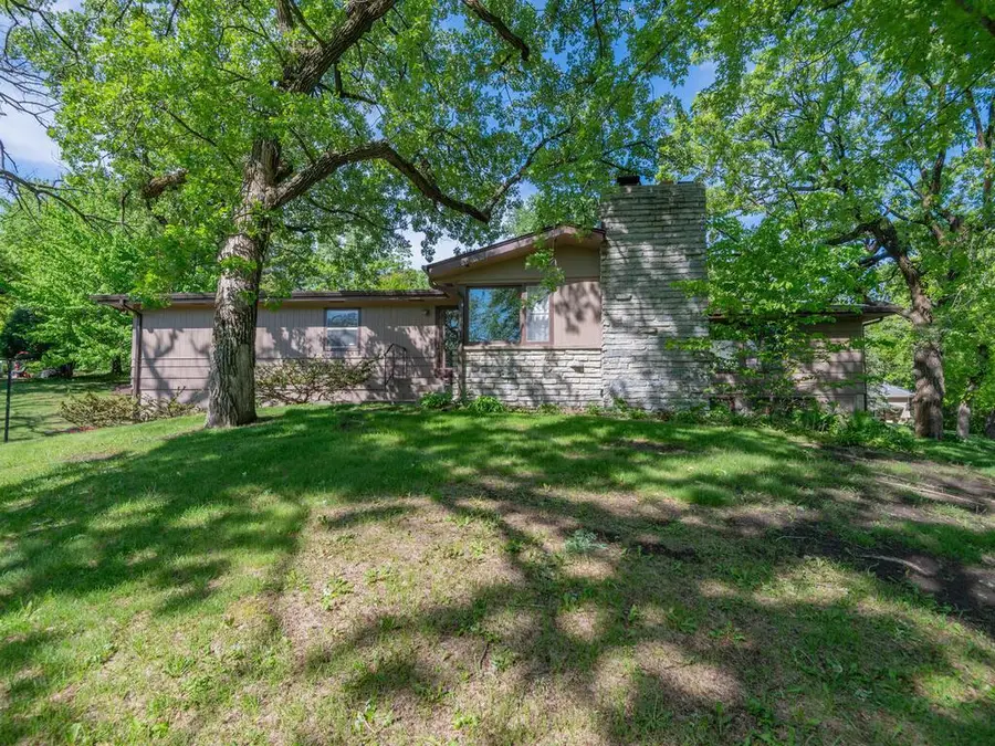 14900 Viewcrest Lane, Burnsville, MN 55306 - Image #3