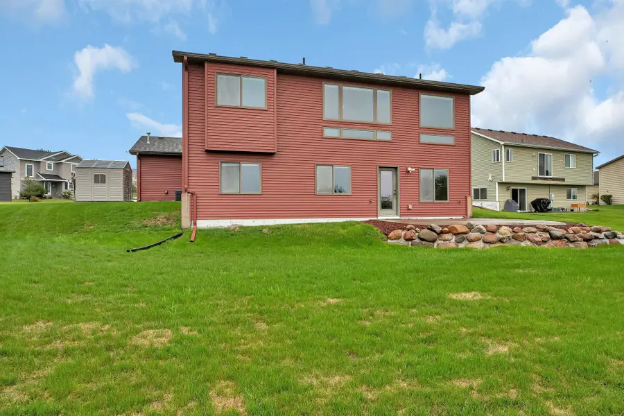 1526 Prairie View Lane Ne, Sauk Rapids, MN 56379 - Image #2