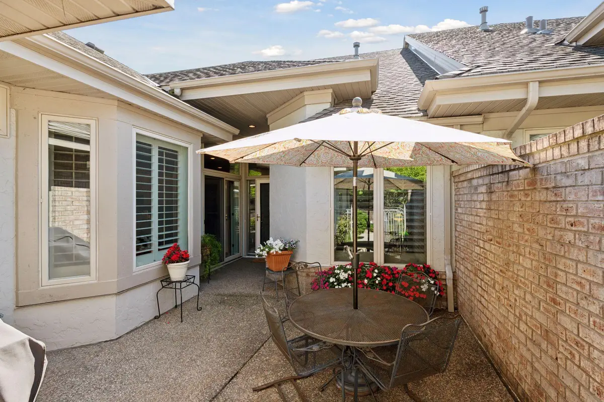 7238 Lewis Ridge Parkway, Edina, MN 55439 - #1