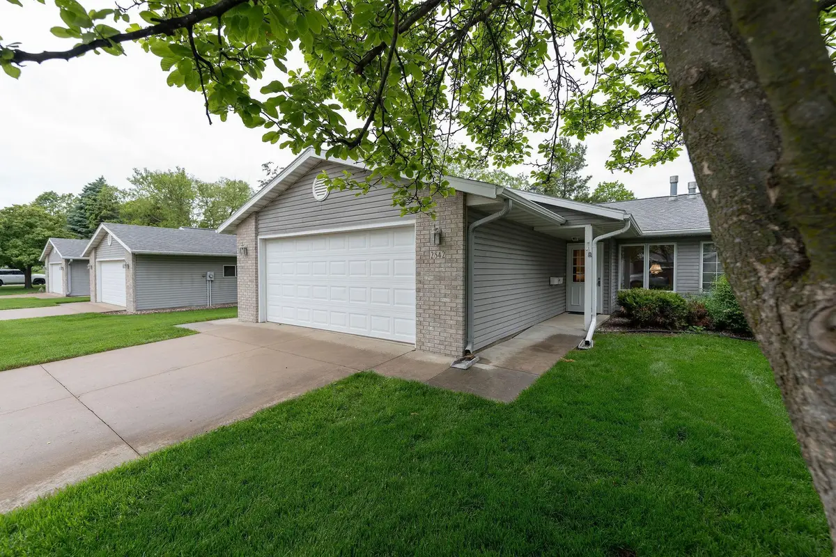 2842 19th Avenue Nw, Rochester, MN 55901 - Image #1
