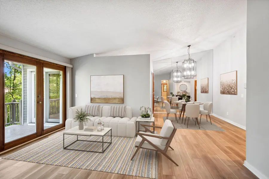 15188 Patricia Court, Eden Prairie, MN 55346 - Image #2