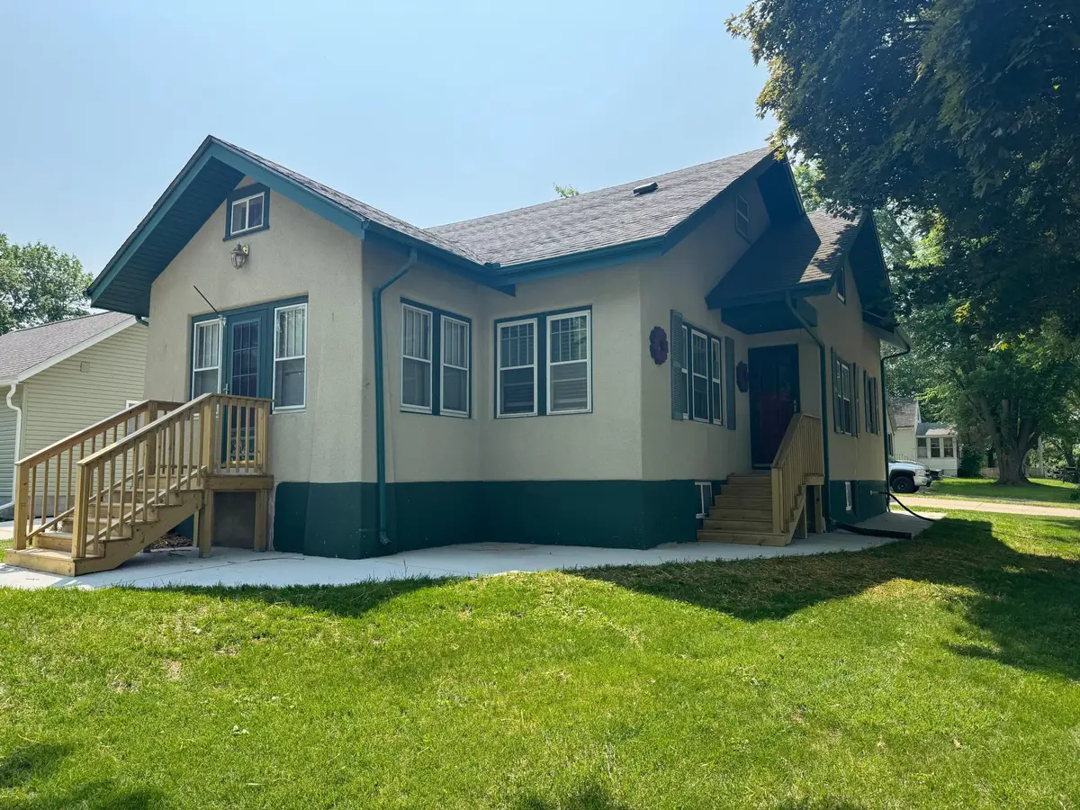 1315 Clark Street W, Albert Lea, MN 56007 - Image #1