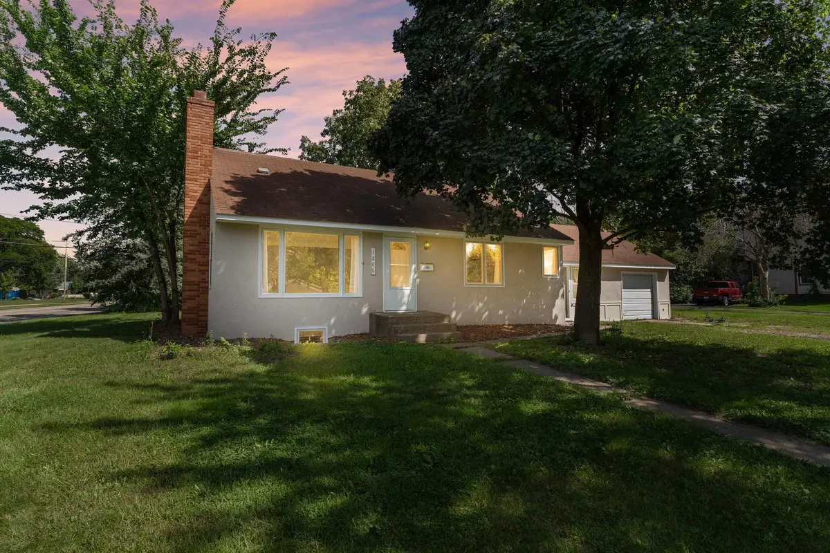 1200 Summit Avenue, Saint Paul Park, MN 55071 - Image #1