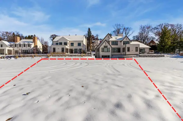 104 Mississippi River Boulevard N, Saint Paul, MN 55104