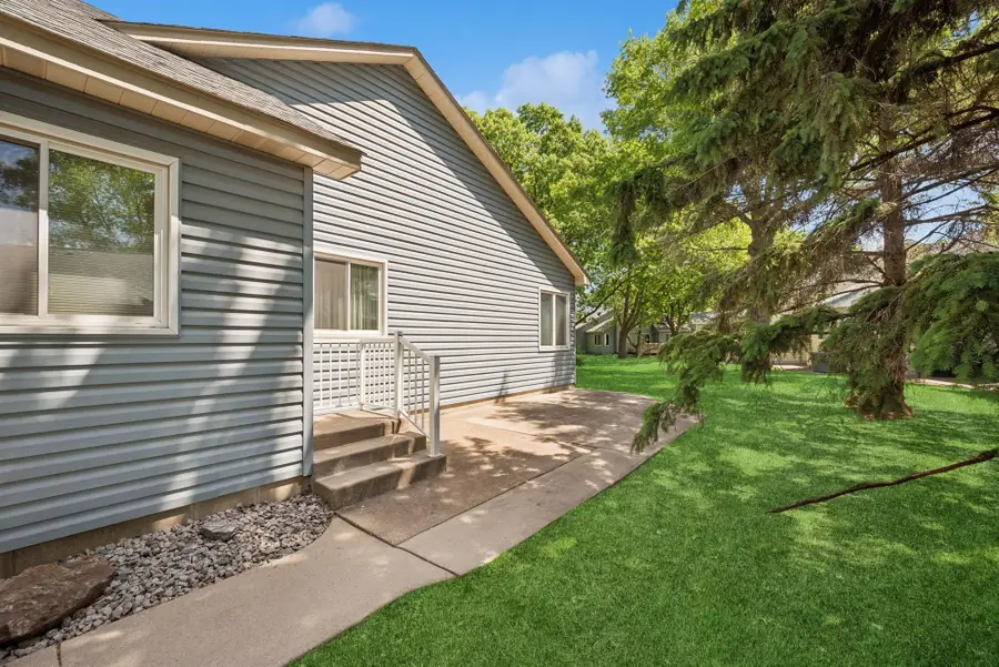 2639 Lake Court Circle #81, Mounds View, MN 55112 - Image #2