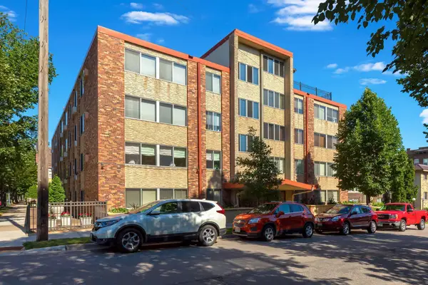 1901 Emerson Avenue S #104, Minneapolis, MN 55403