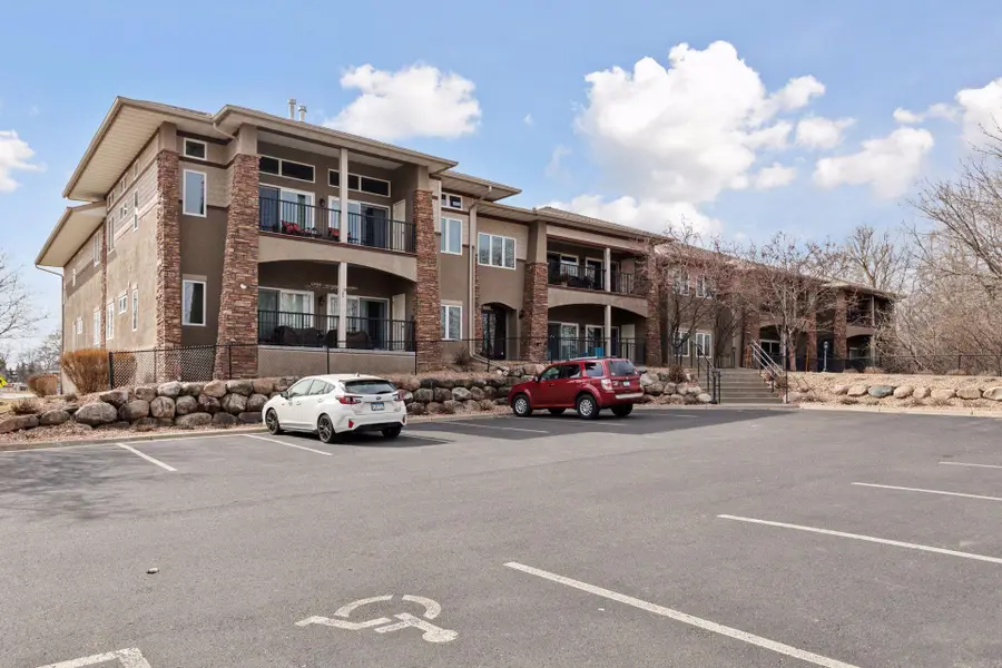 10806 S Shore Drive #103, Plymouth, MN 55441 - #3