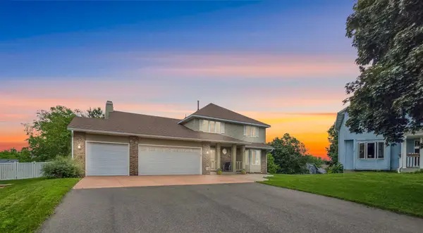 8764 Pinehurst Bay, Woodbury, MN 55125