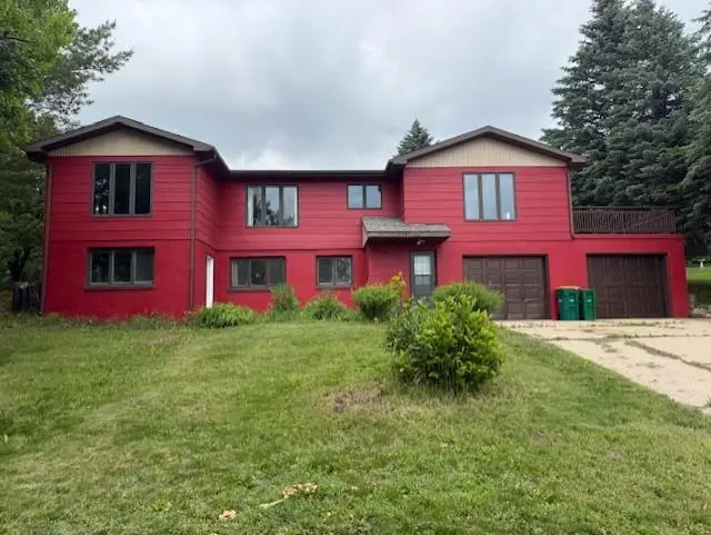 103 Circle Drive, Jackson, MN 56143 - Image #1