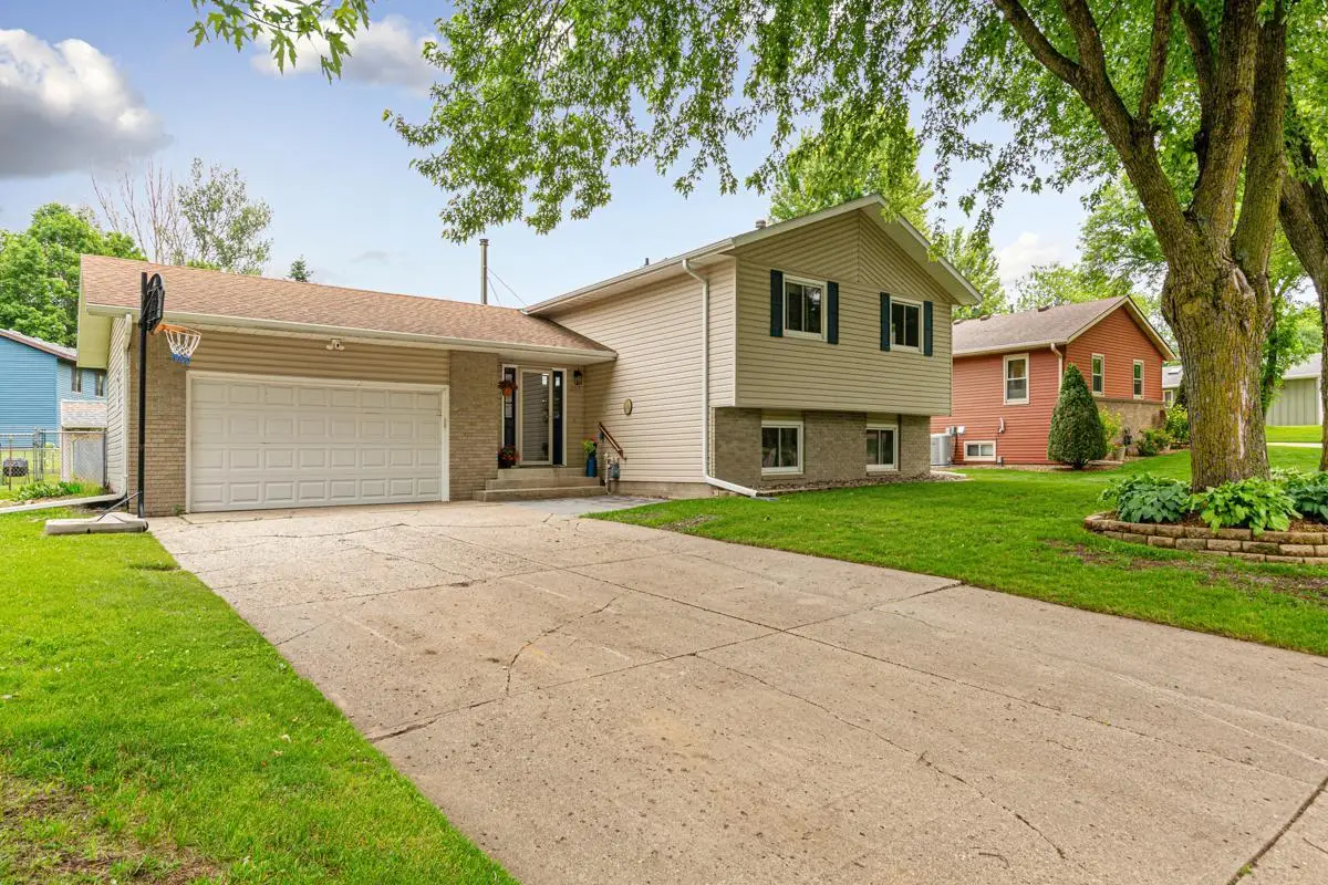 2115 3rd Avenue Ne, Owatonna, MN 55060 - Image #1