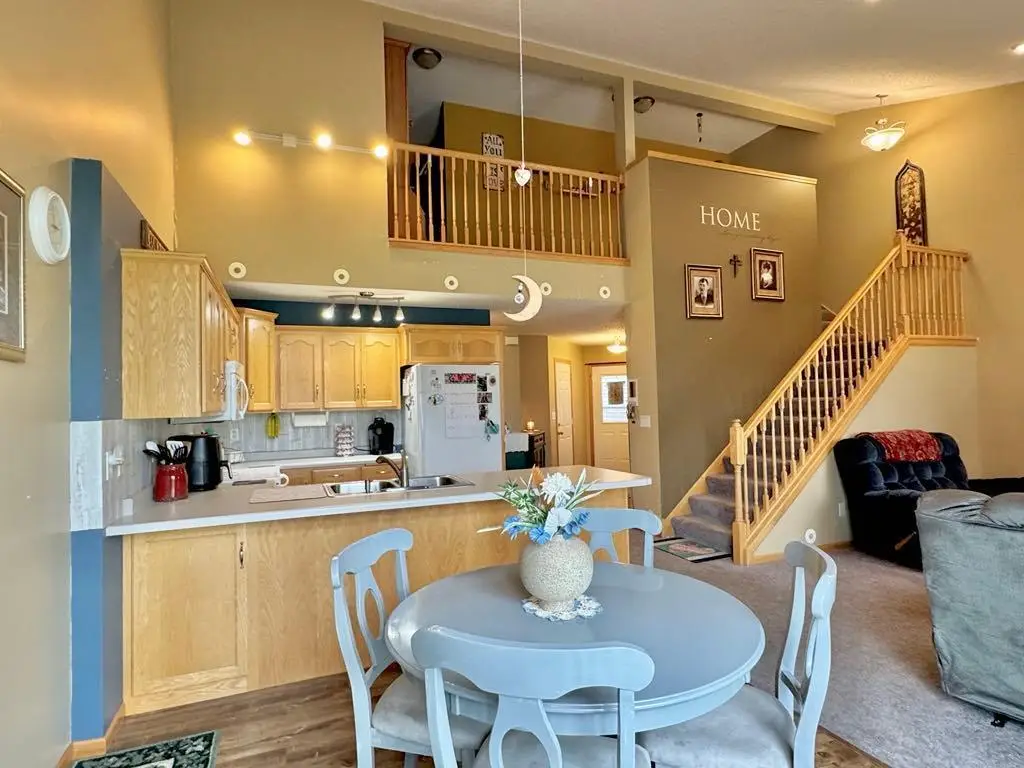 110 Glenshire Boulevard S, Watkins, MN 55389 - Image #1