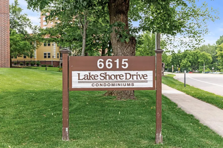 6615 Lake Shore Drive S #900, Richfield, MN 55423 - Image #2