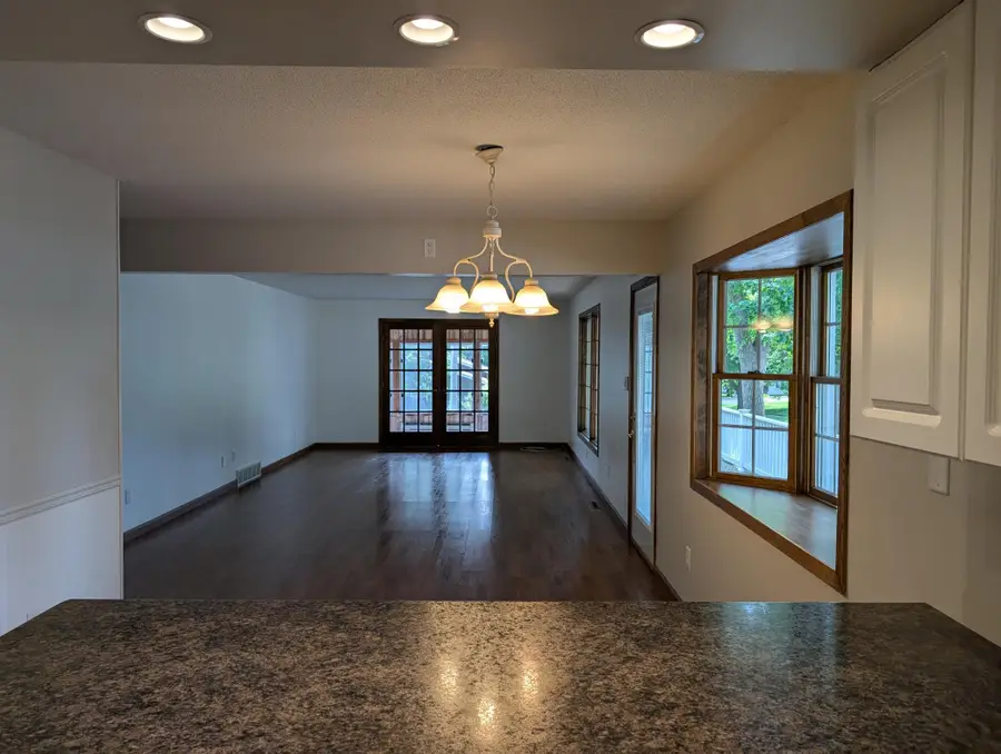 121 W Rowena Street, Ivanhoe, MN 56142 - Image #2