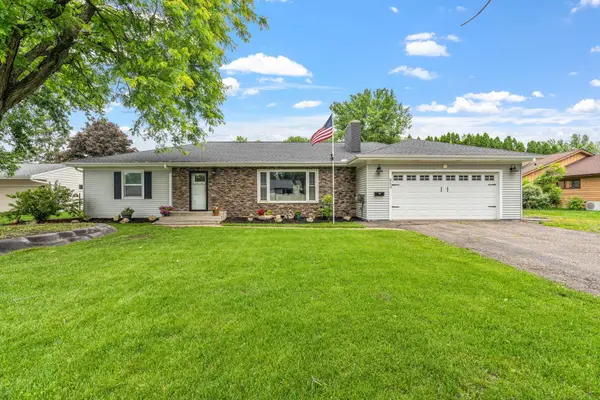 854 Fairfield Road, New Richmond, WI 54017