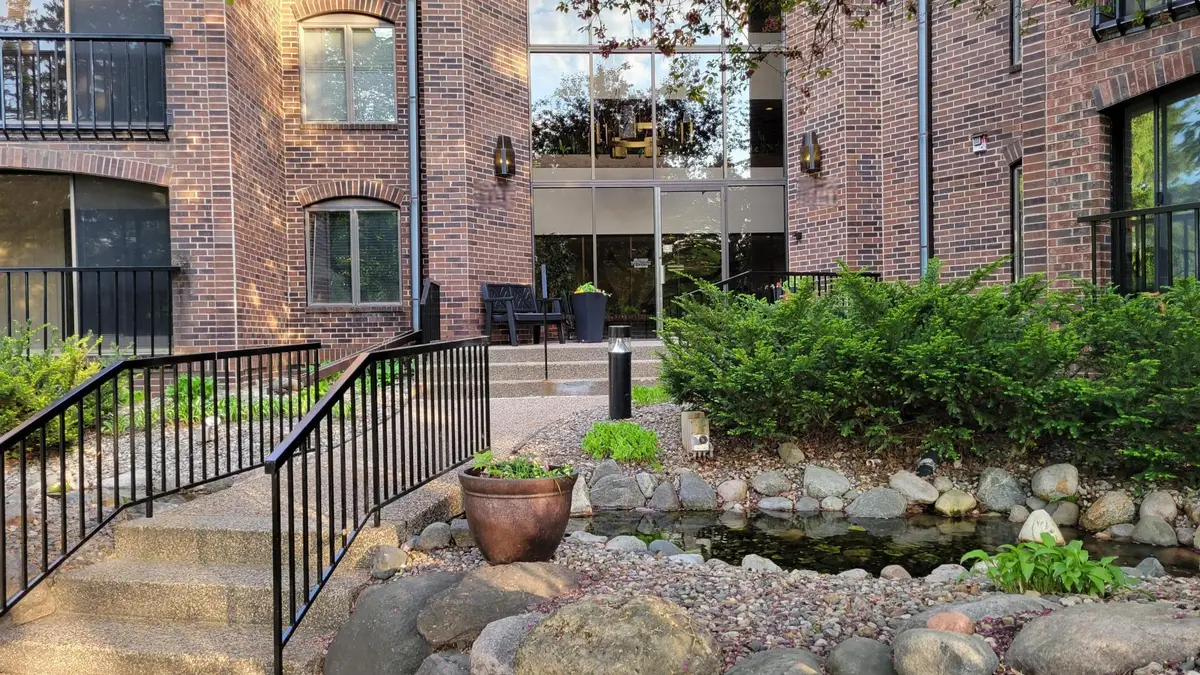 8430 Pennsylvania Road #109, Bloomington, MN 55438 - Image #1