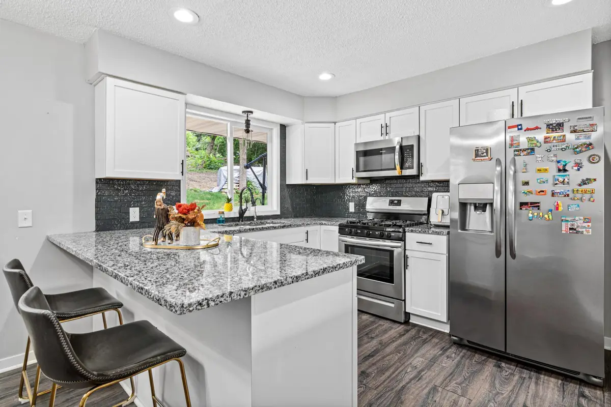 2200 Horizon Road, Burnsville, MN 55337 - Image #1