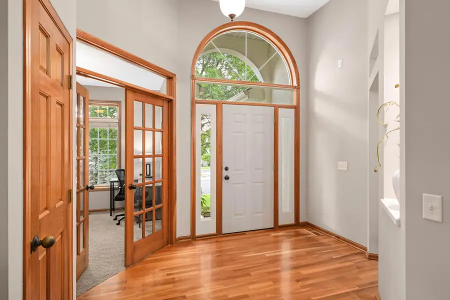 16551 Irwinton Circle, Lakeville, MN 55044 - Image #3