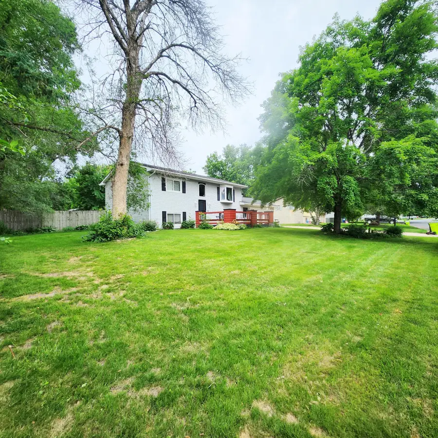 306 Parkview Curve, Zumbrota, MN 55992 - Image #3