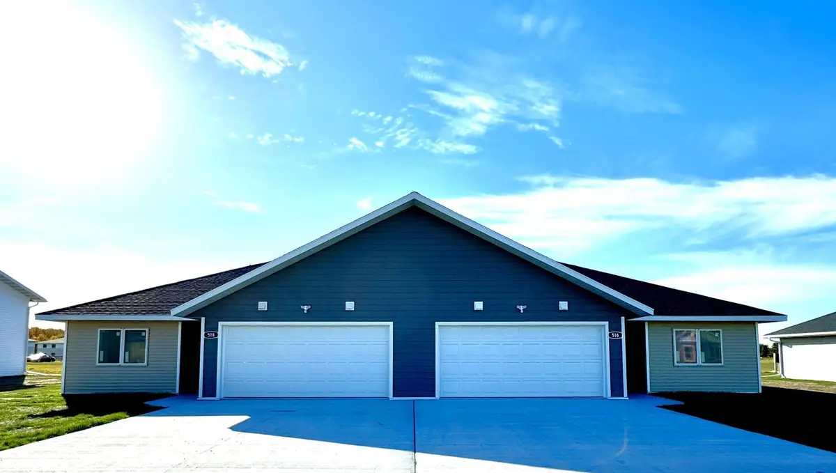 518 Garfield Street Se, Warroad, MN 56763 - Image #1