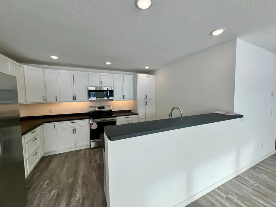 518 Garfield Street Se, Warroad, MN 56763 - Image #3