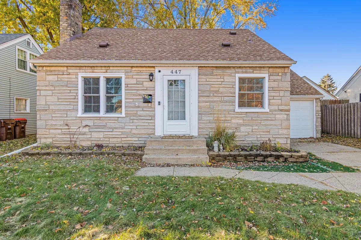 447 14th Avenue N, South Saint Paul, MN 55075 - #1