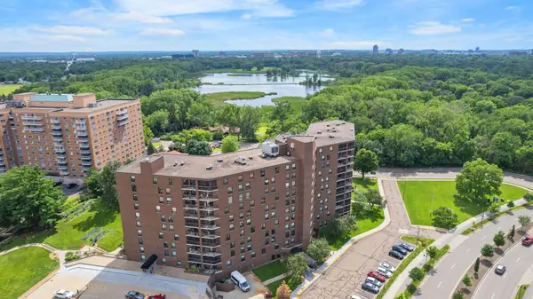 6615 Lake Shore Drive S #803, Richfield, MN 55423