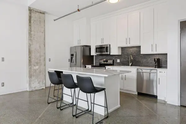 350 Saint Peter Street #908, Saint Paul, MN 55102