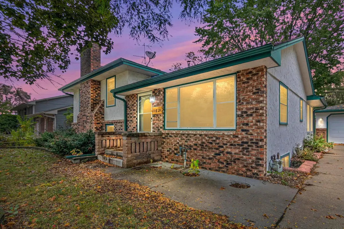 11621 Kerry Street Nw, Coon Rapids, MN 55433 - Image #1