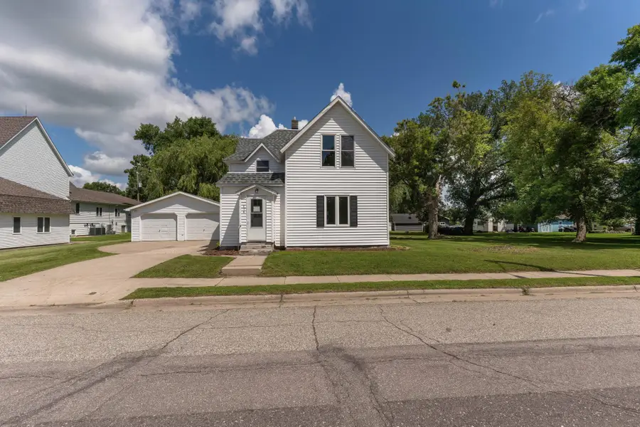 218 E Main Street, Cyrus, MN 56323 - Image #2