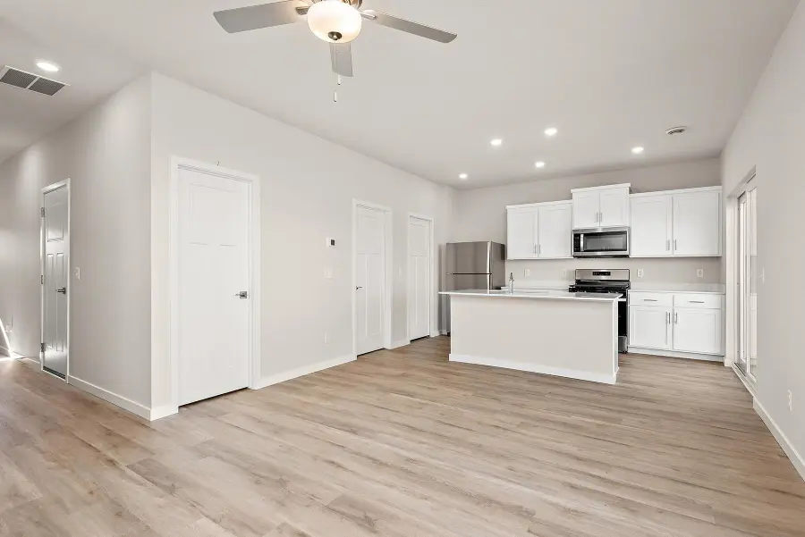 39743 Fallbrook Avenue, North Branch, MN 55056 - Image #2