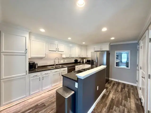 713 Grove Street E, Caledonia, MN 55921 - Image #2