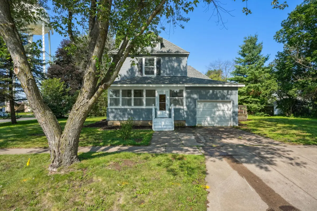 115 N Green Avenue, New Richmond, WI 54017 - Image #1