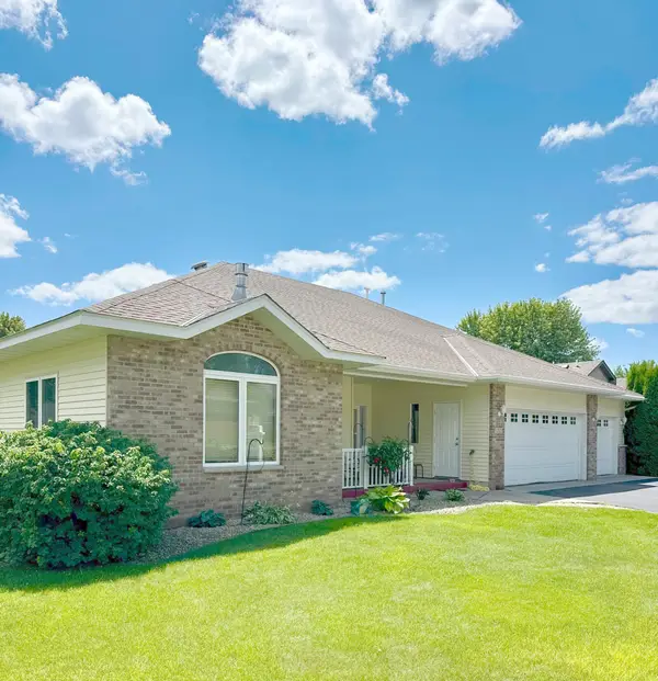 132 Goldfinch Lane, Clearwater, MN 55320