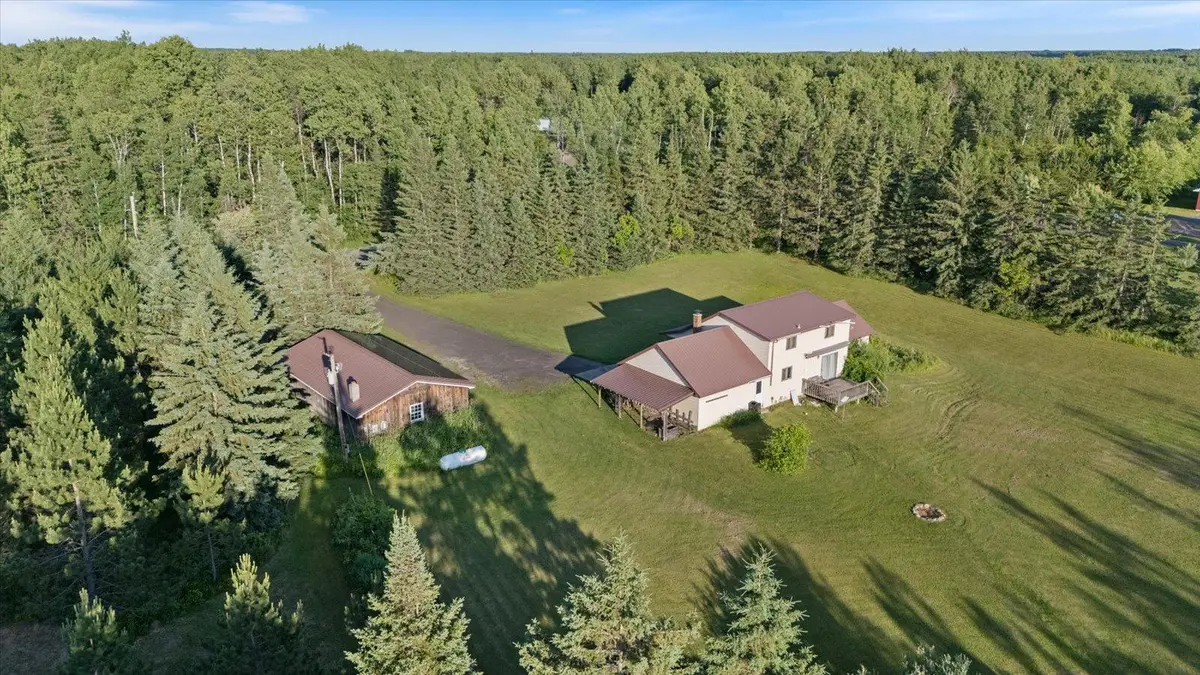 4069 N Dublin Road, Hibbing, MN 55746 - Image #1