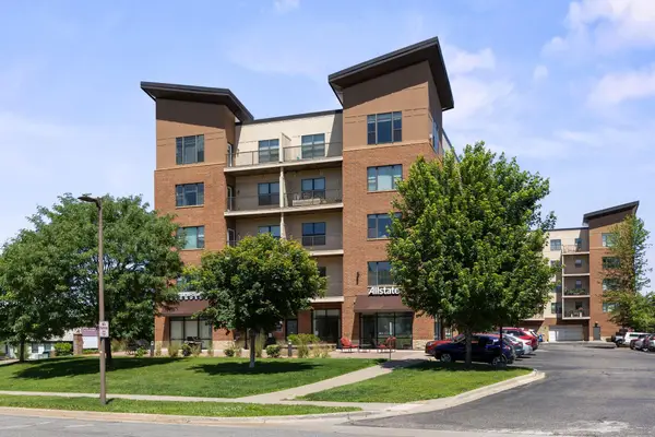 1155 Ford Road #513, Saint Louis Park, MN 55426