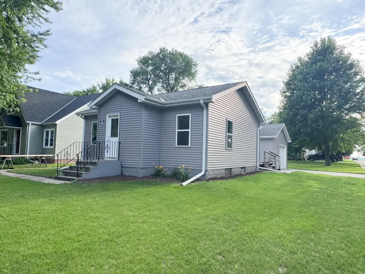 936 Adams Avenue, Westbrook, MN 56183 - Image #1