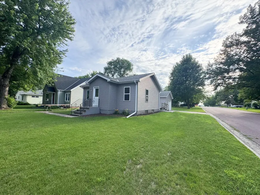 936 Adams Avenue, Westbrook, MN 56183 - Image #2
