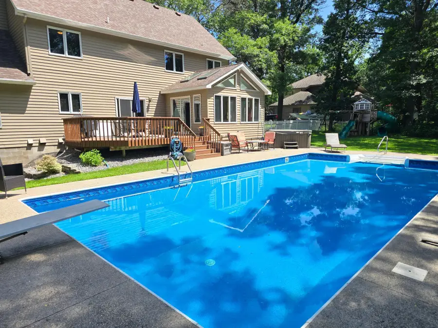 850 Meadowlawn Court, Sartell, MN 56377 - Image #2