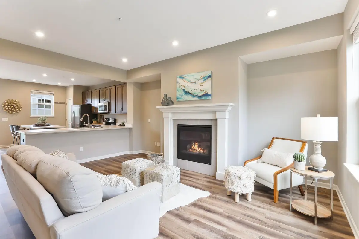 2189 Gateway Hill Road, North Saint Paul, MN 55109 - Image #1