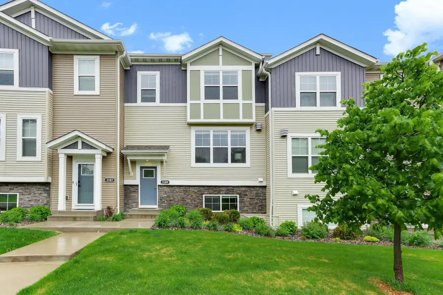 2189 Gateway Hill Road, North Saint Paul, MN 55109 - Image #2