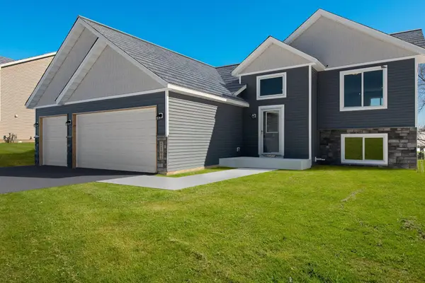 110 Maple Court, Cannon Falls, MN 55009