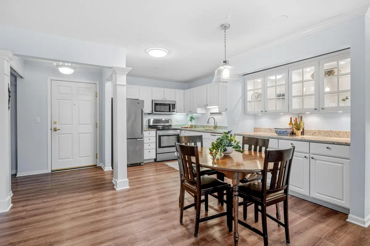 1350 Douglas Drive N #105, Golden Valley, MN 55422 - Image #1