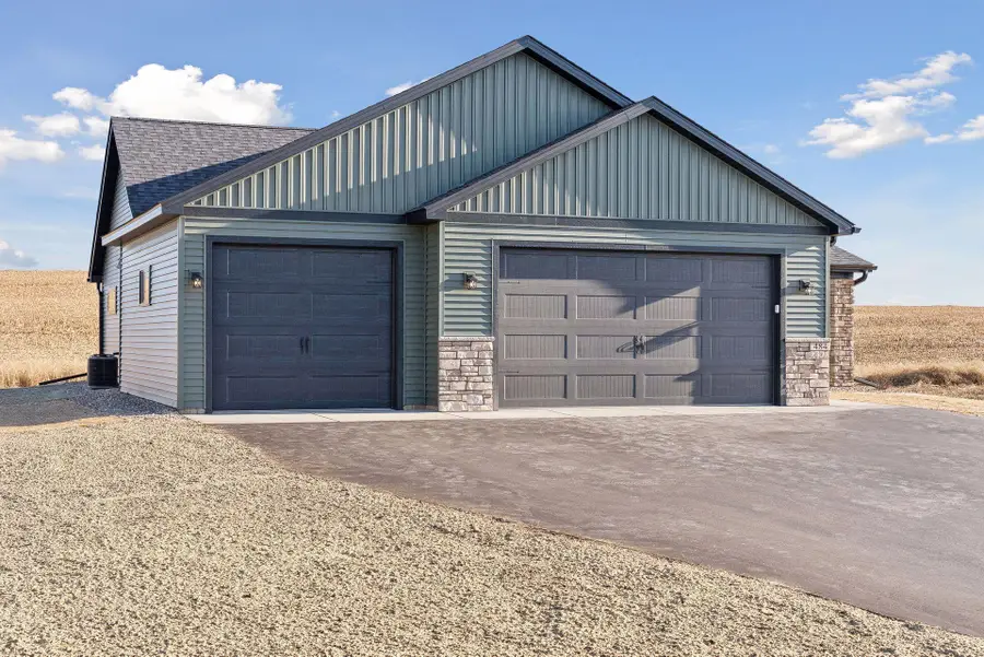 484 Coyote Way, New Richmond, WI 54017 - Image #3