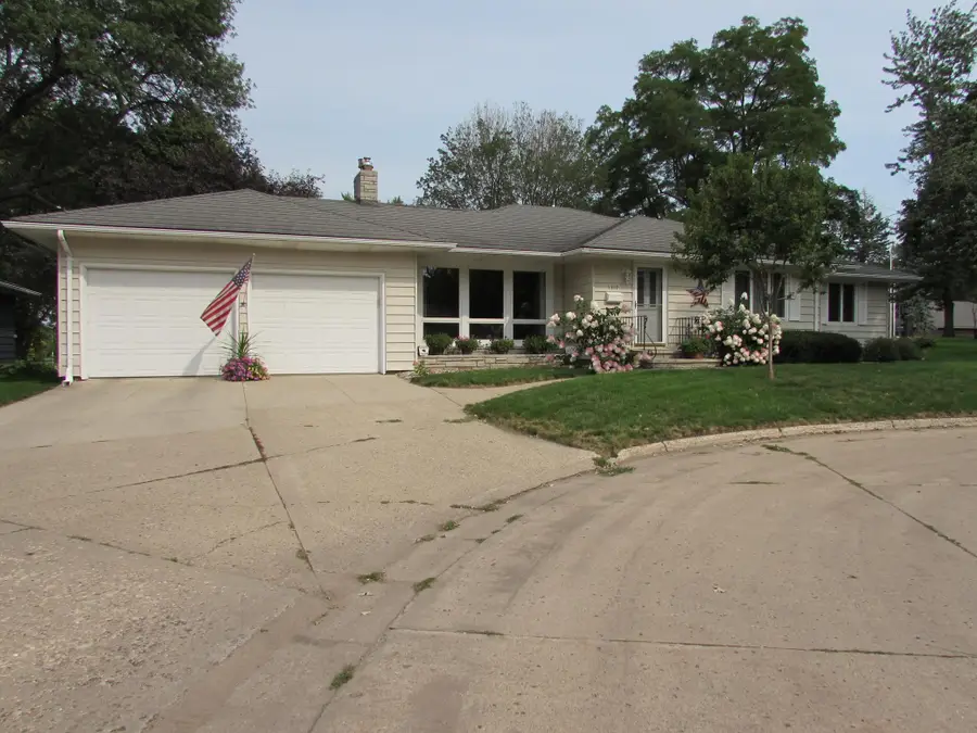 1317 Beach Place, Fairmont, MN 56031 - Image #3