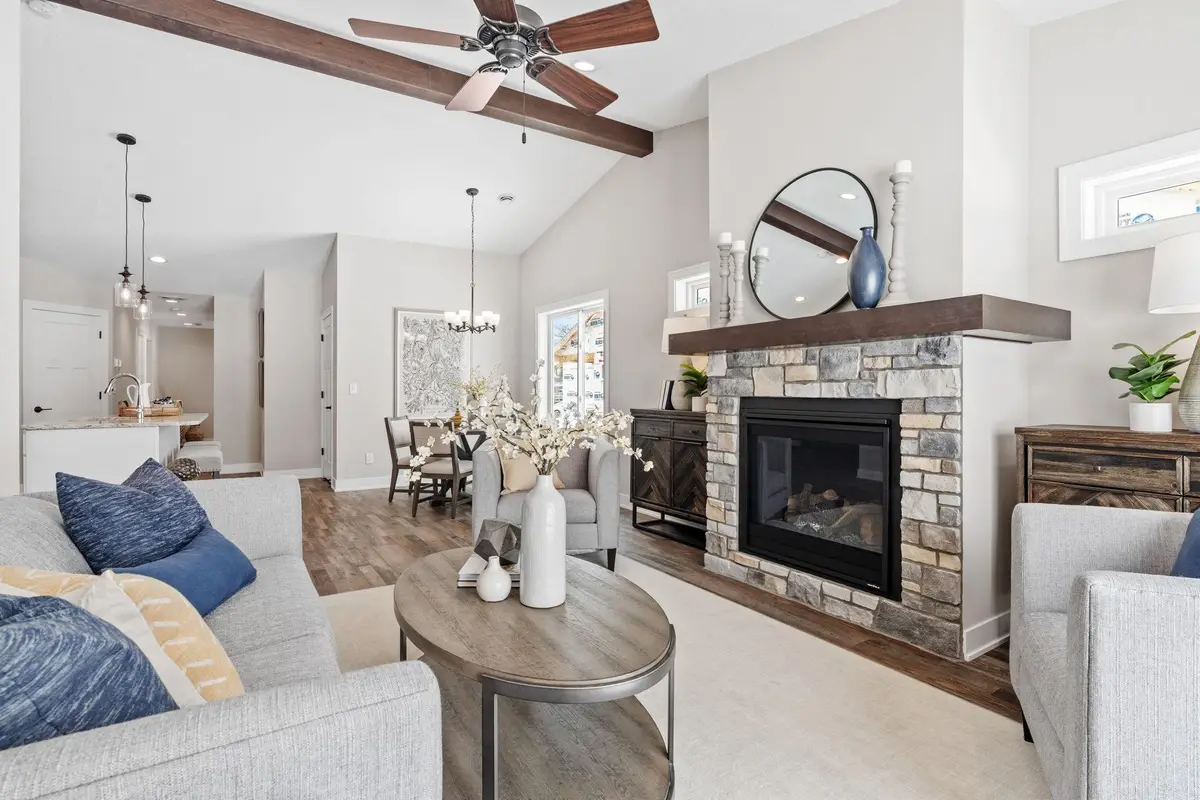 2339 17th Avenue E, North Saint Paul, MN 55109 - Image #1