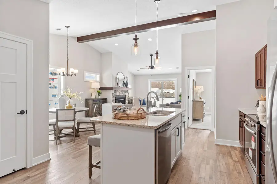 2339 17th Avenue E, North Saint Paul, MN 55109 - Image #2