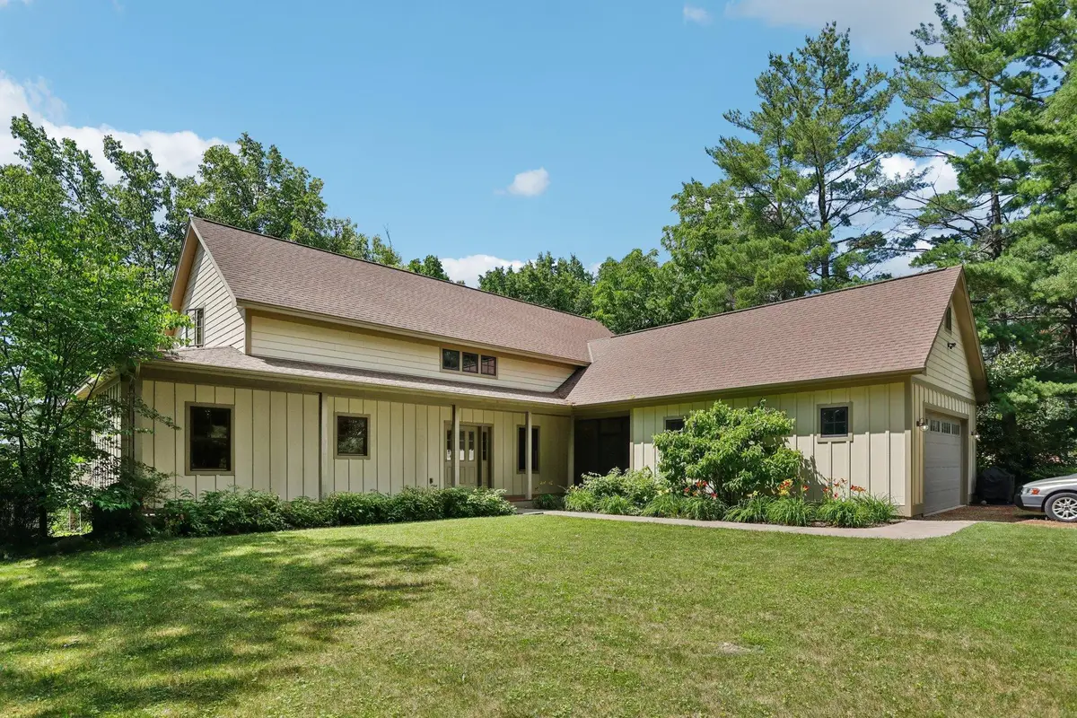 31338 Oasis Road, Center City, MN 55012 - Image #1