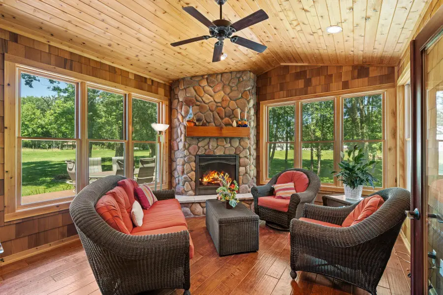 11512 Dale Road, Woodbury, MN 55129 - Image #2